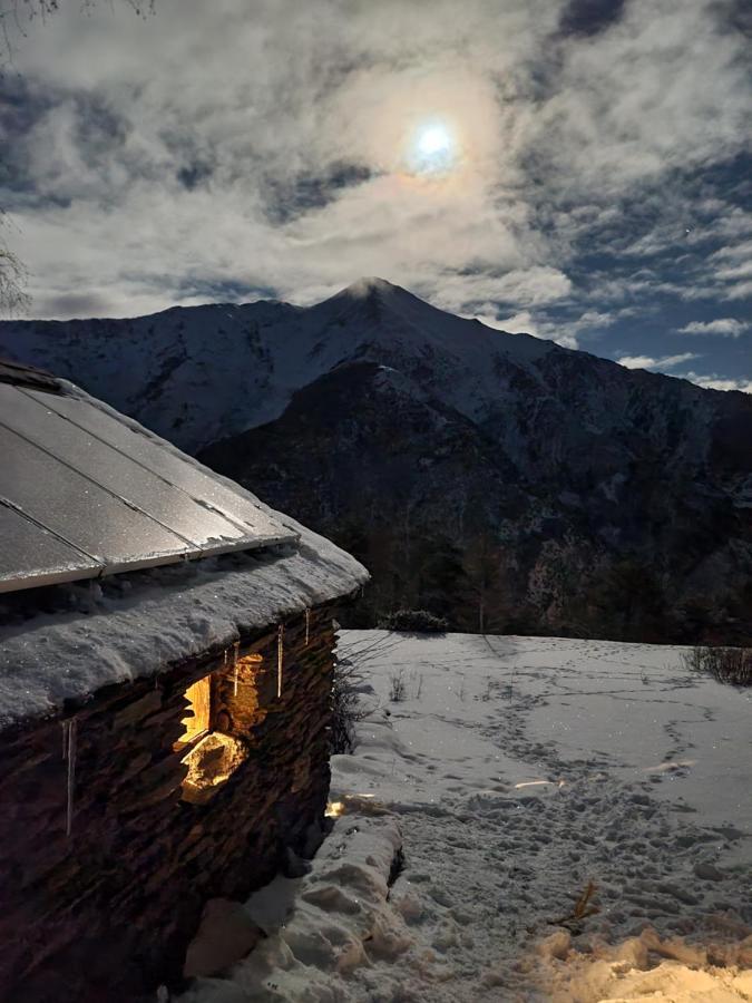 Hotel Bordes Pirineu, Costuix Areu Esterno foto